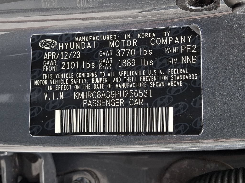 Used 2023 Hyundai Venue SEL w/ Cargo Package FWD image 26
