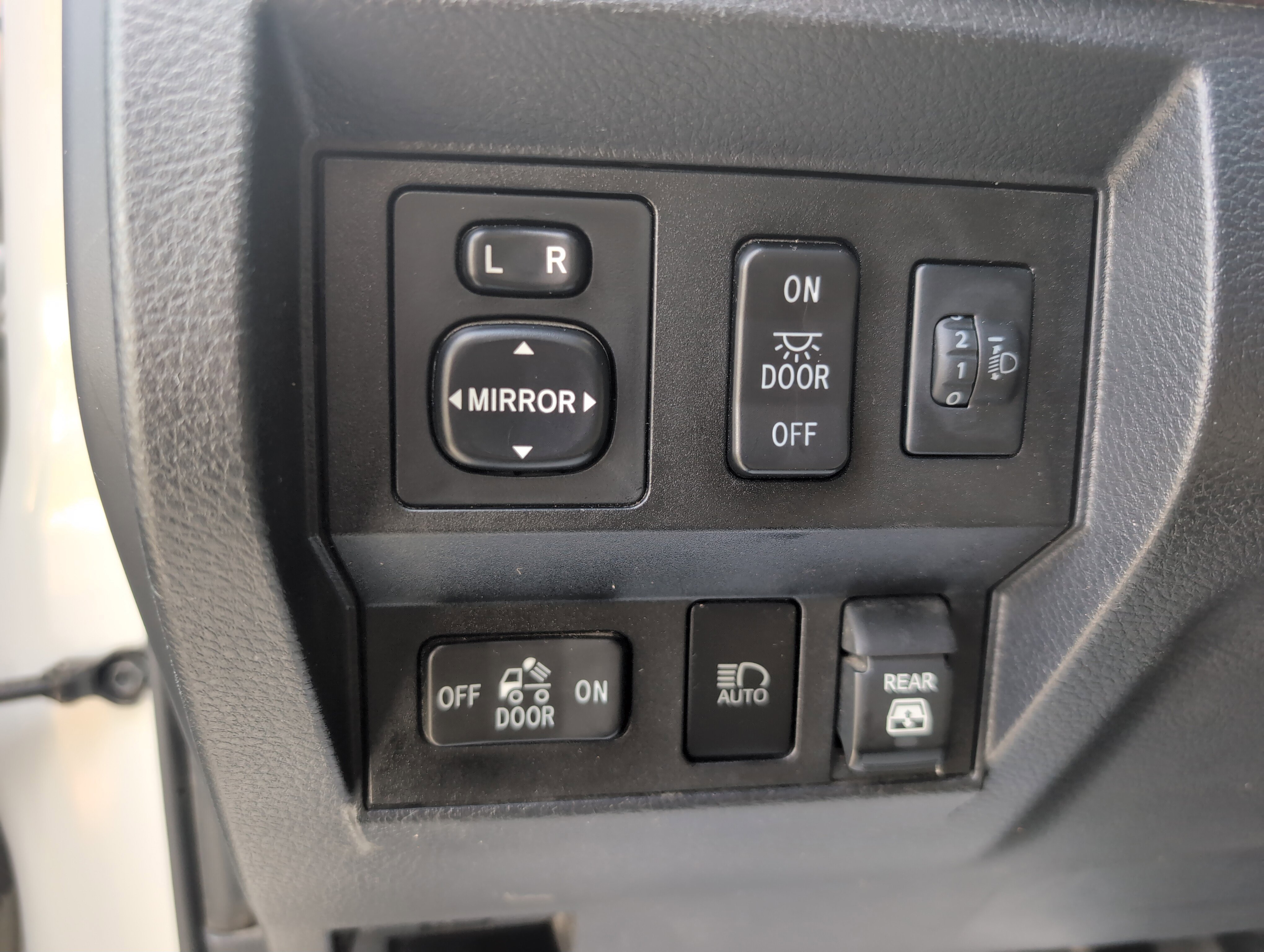 Used 2019 Toyota Tundra Limited w/ TRD Off Road Package AWD/4WD image 36