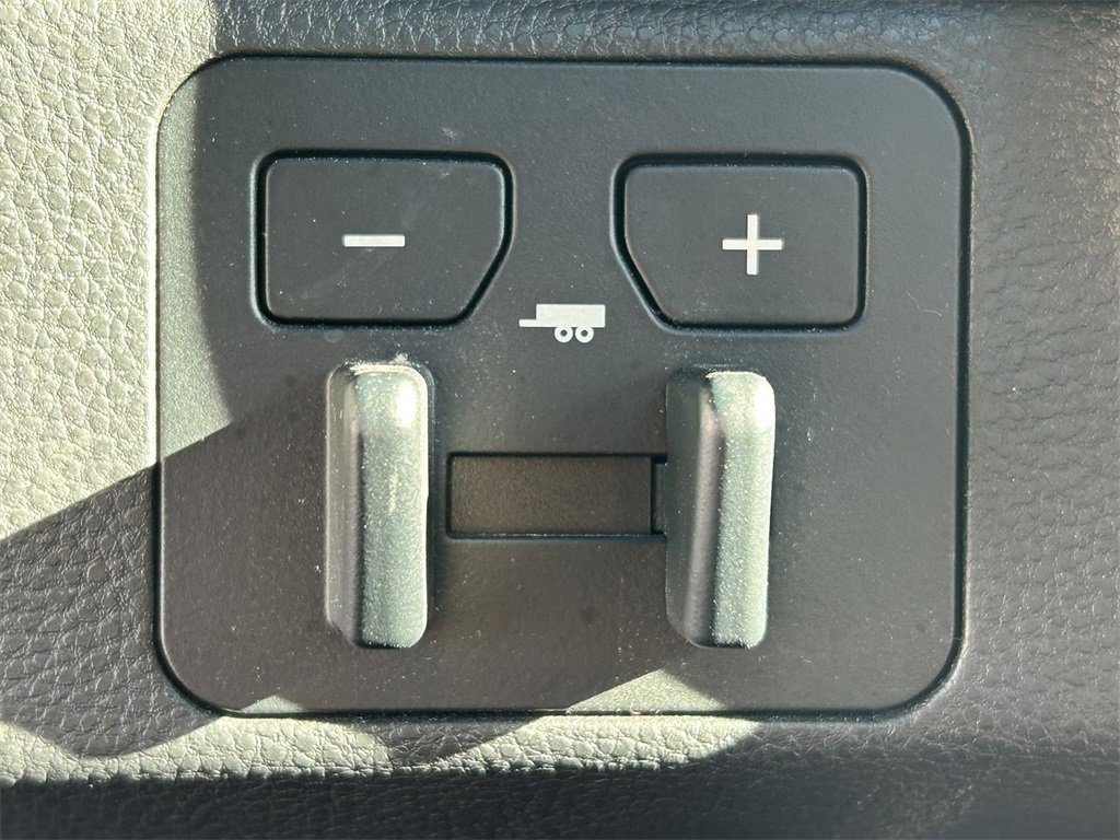 Used 2024 Toyota Sequoia Platinum image 25