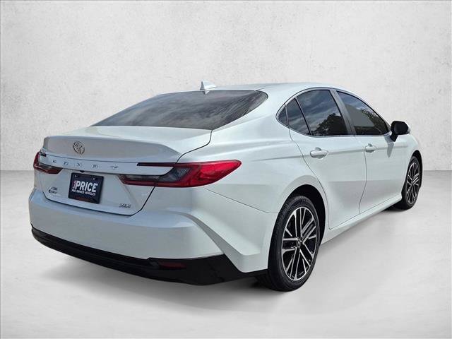 Used 2026 Toyota Camry XLE AWD/4WD image 5