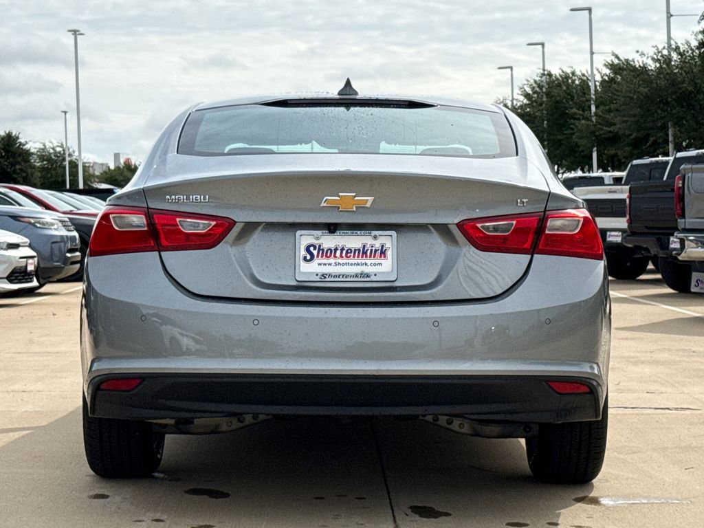 Used 2024 Chevrolet Malibu LT FWD image 7