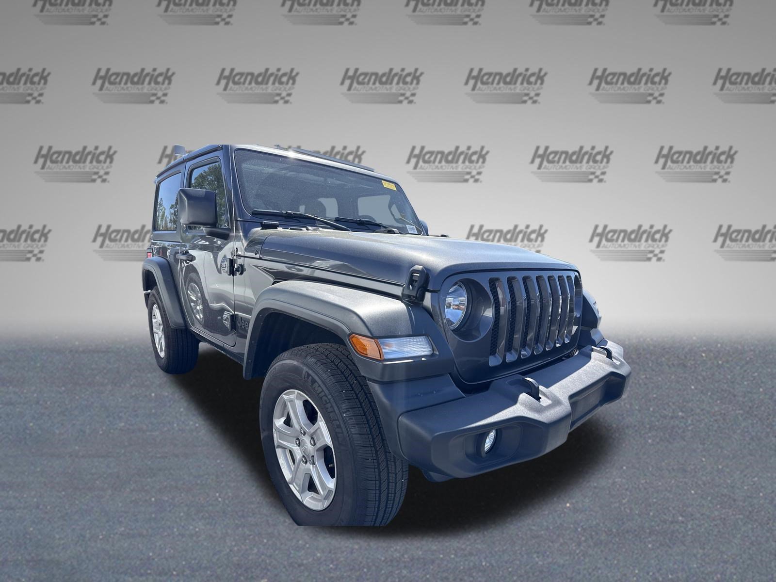 Used 2022 Jeep Wrangler Sport S image 3