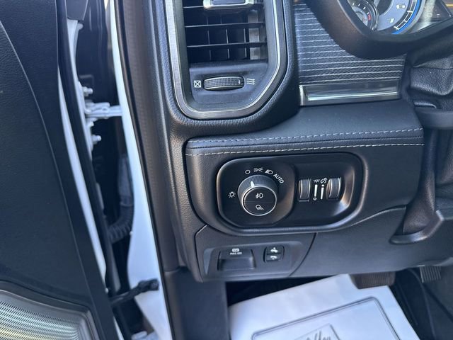 Used 2021 RAM 1500 Limited AWD/4WD image 12