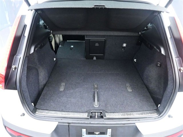 Used 2023 Volvo XC40 B5 Plus w/ Driver Assist Package image 24