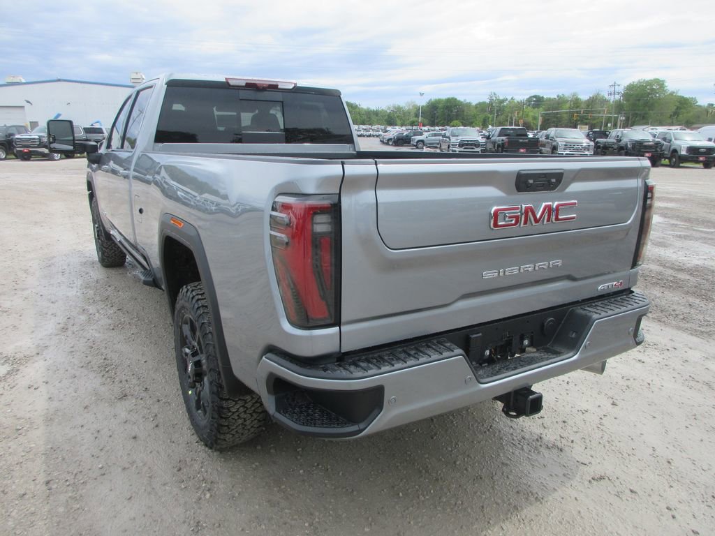New 2026 GMC Sierra 3500 AT4 w/ AT4 Premium Plus Package AWD/4WD image 9