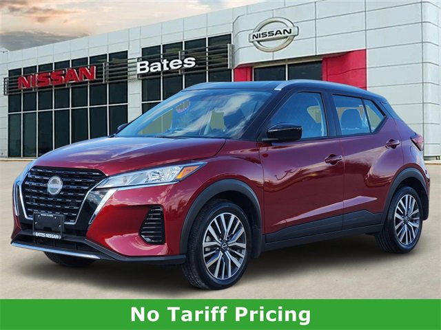 Used 2024 Nissan Kicks SV image 3