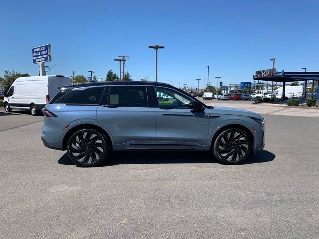 New 2025 Lincoln Nautilus Black Label w/ Jet Appearance Package image 7