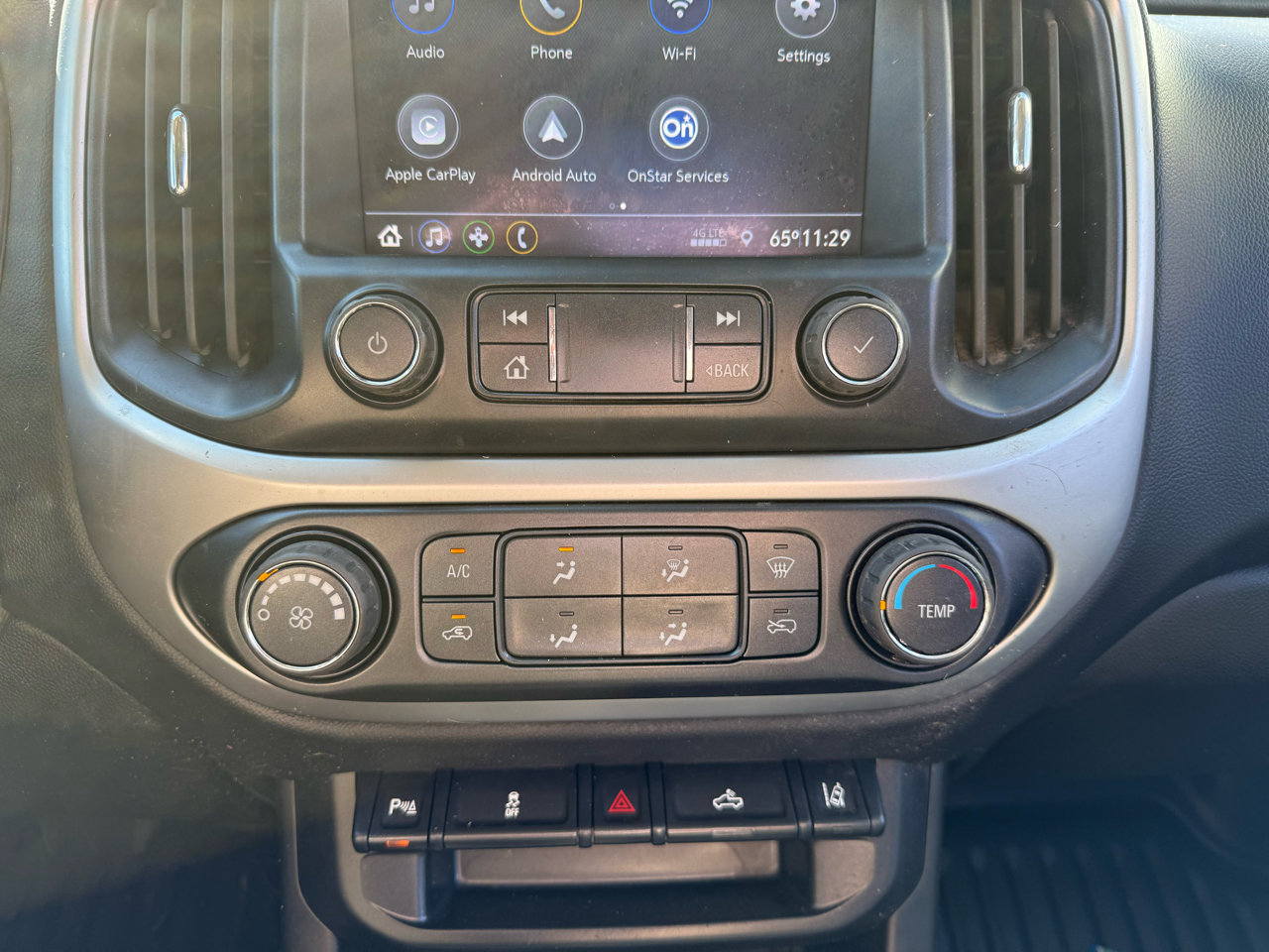 Used 2022 Chevrolet Colorado LT w/ Fleet Safety Package image 12