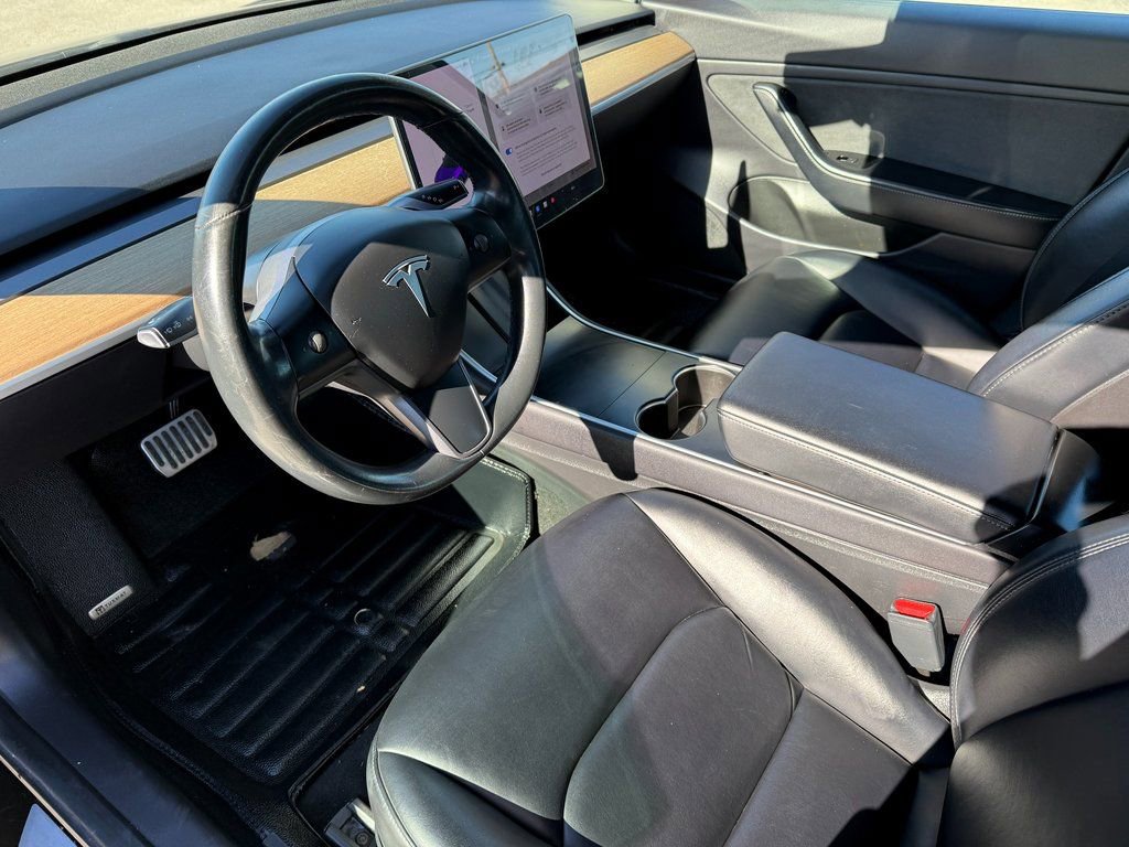 Used 2019 Tesla Model 3 Standard Range Plus image 22