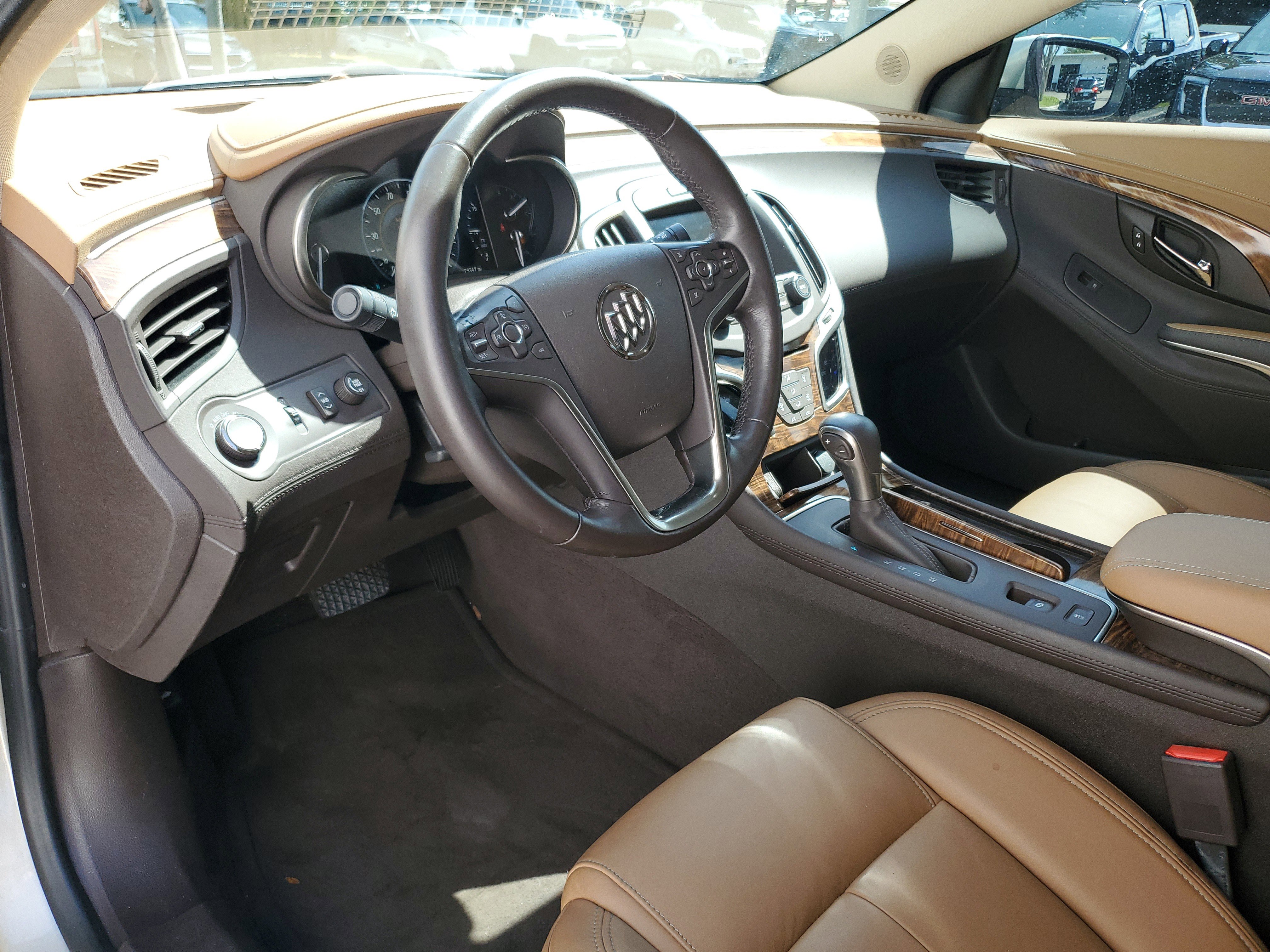 Used 2014 Buick LaCrosse Leather w/ Driver Confidence Package FWD image 21