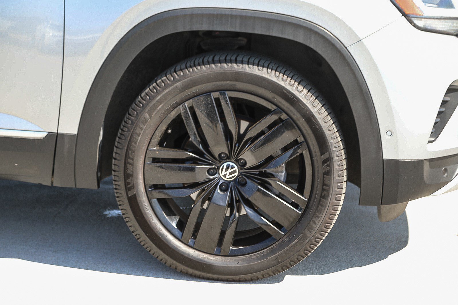 Used 2021 Volkswagen Atlas SEL Premium AWD/4WD image 10