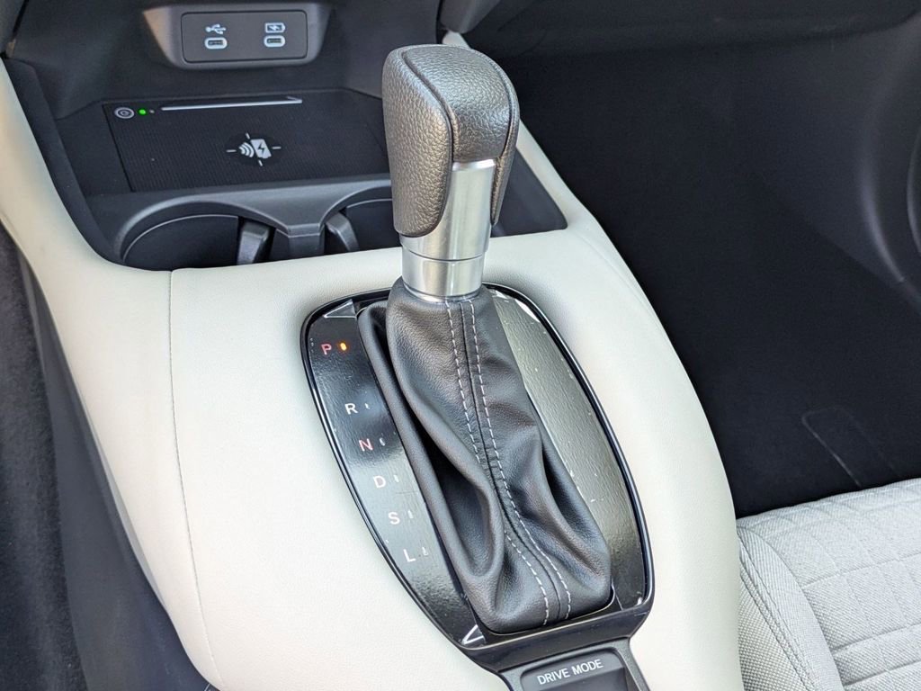 Certified 2026 Honda HR-V LX image 11