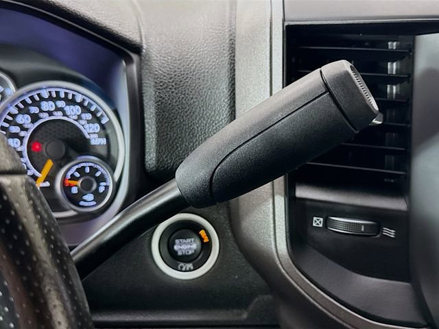 Used 2022 RAM 2500 Tradesman w/ Chrome Appearance Group image 16