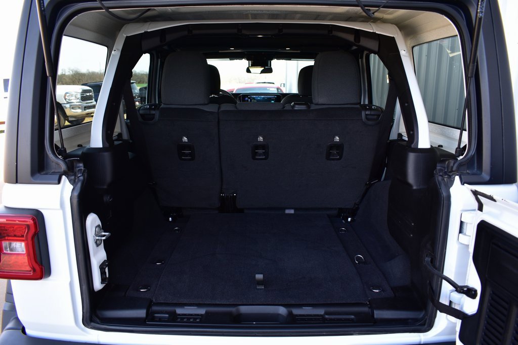 Used 2025 Jeep Wrangler Unlimited Rubicon image 29