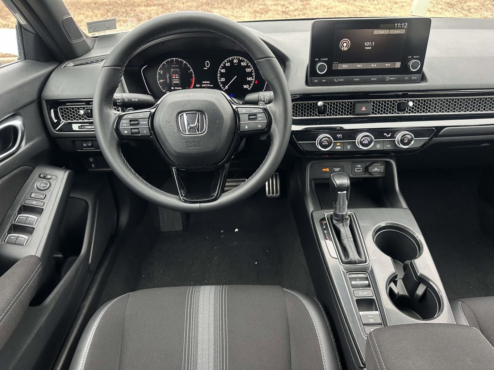 Used 2023 Honda Civic Sport image 8