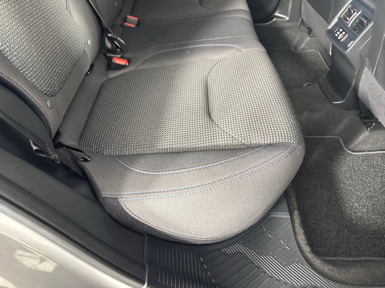 Used 2025 Subaru Forester Premium w/ Convenience Package #1 image 27