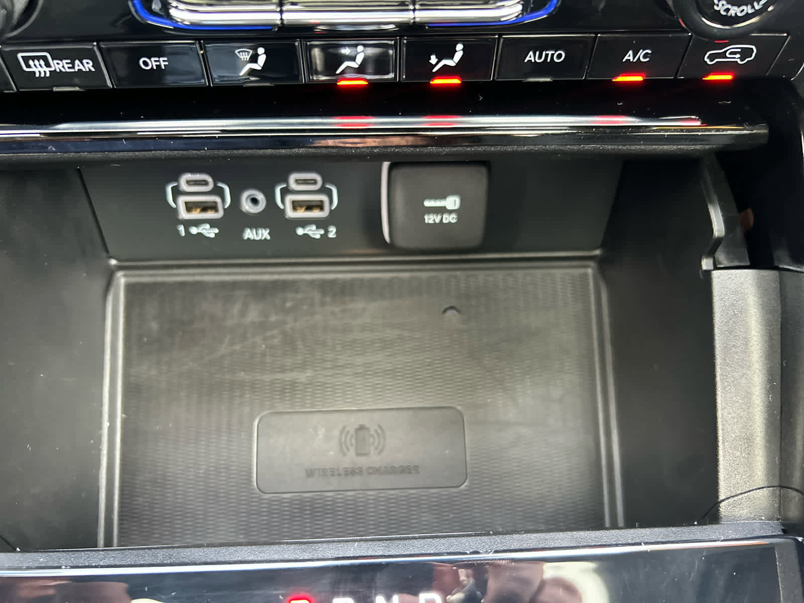 Used 2023 Jeep Grand Cherokee Limited w/ Luxury Tech Group II image 23