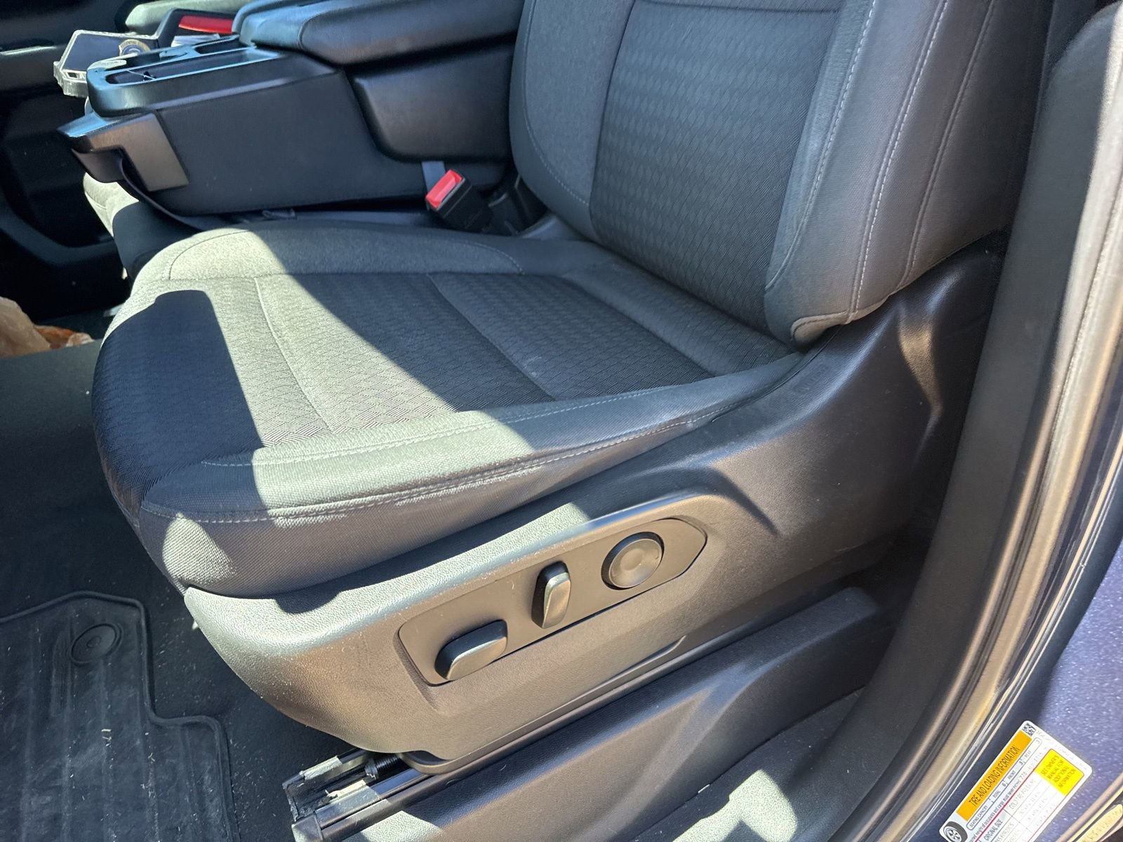 Used 2022 Chevrolet Silverado 1500 Custom Trail Boss w/ LPO, Dark Essentials Package image 15