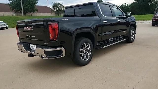 New 2026 GMC Sierra 1500 SLT w/ SLT Premium Plus Package AWD/4WD image 8