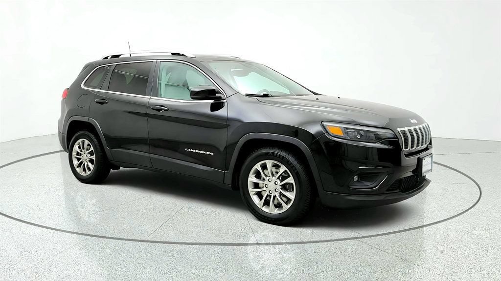 Used 2021 Jeep Cherokee Latitude Plus FWD image 3