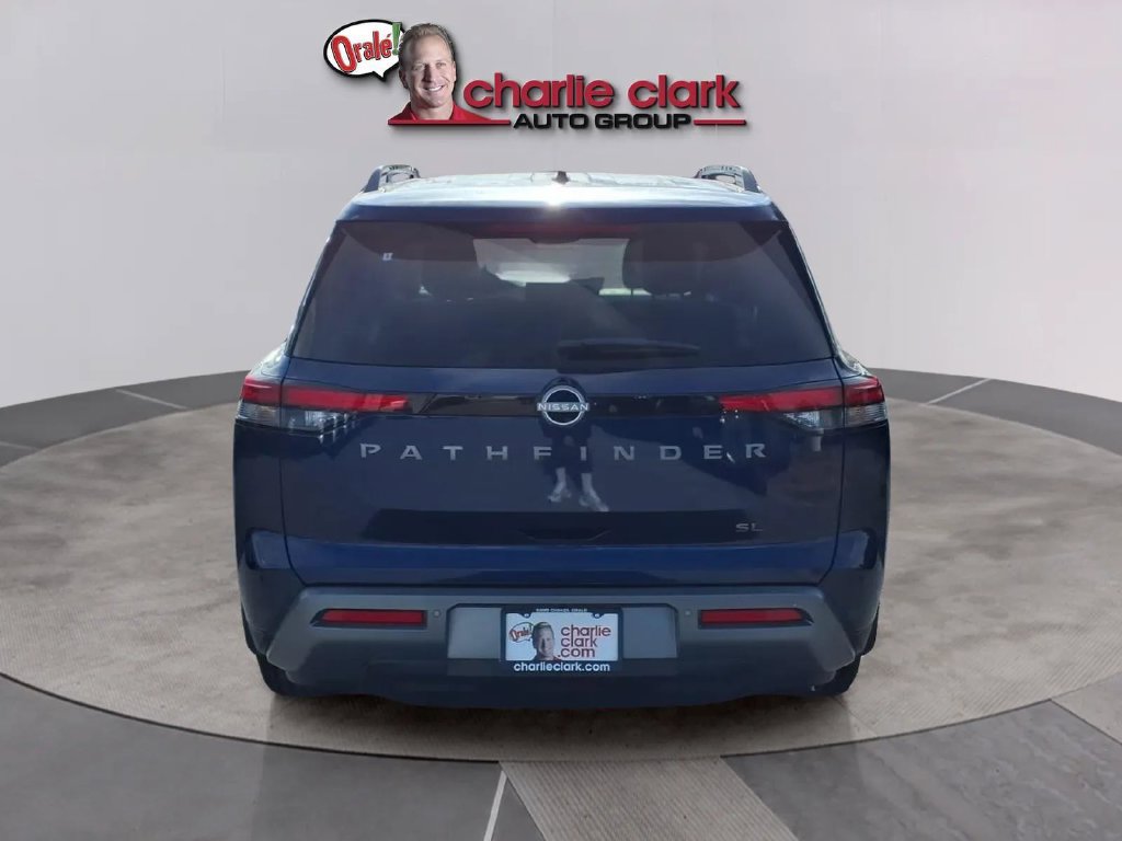New 2026 Nissan Pathfinder SL FWD image 4