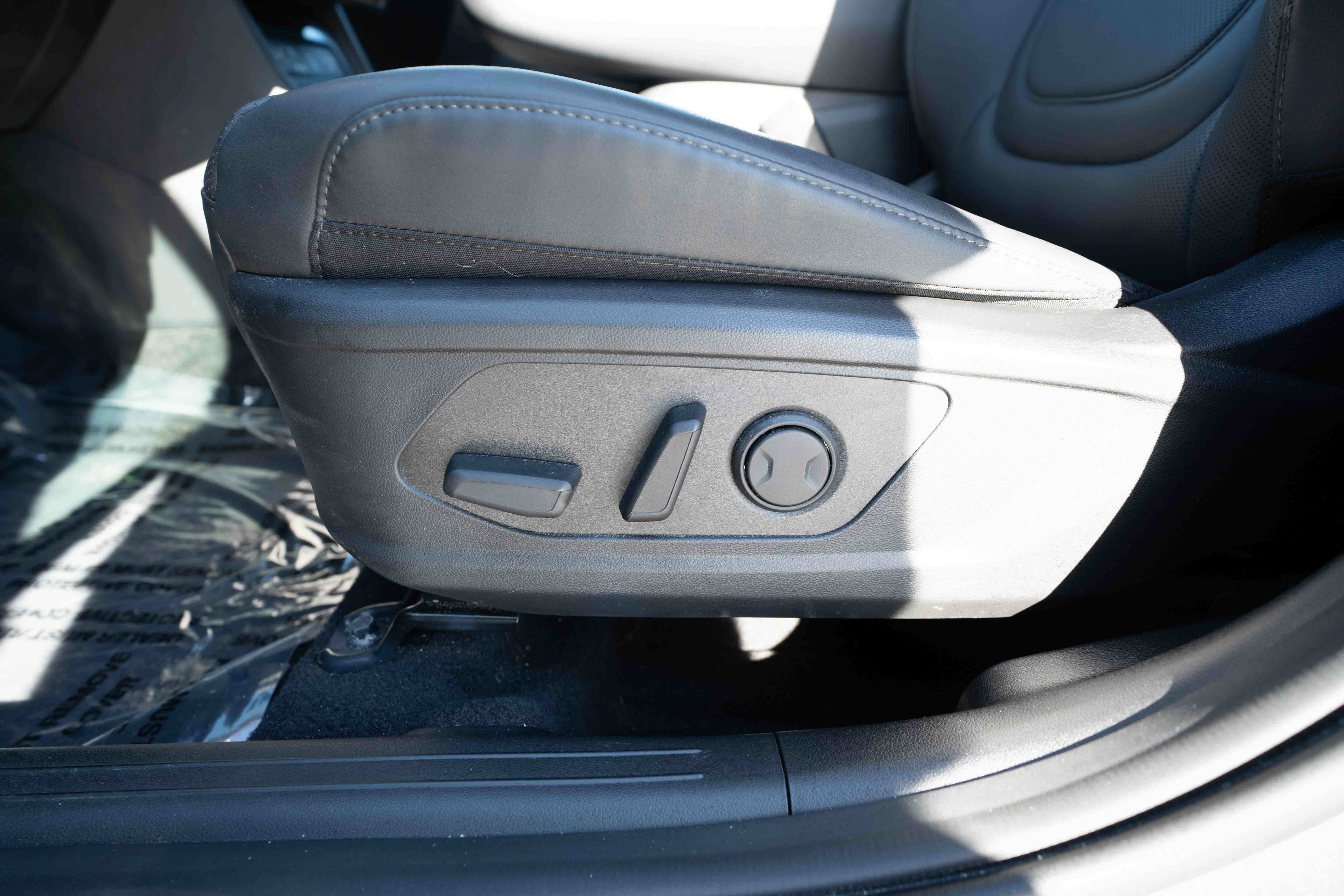 Used 2026 Hyundai Tucson SEL w/ Tow & Go Package AWD/4WD image 12