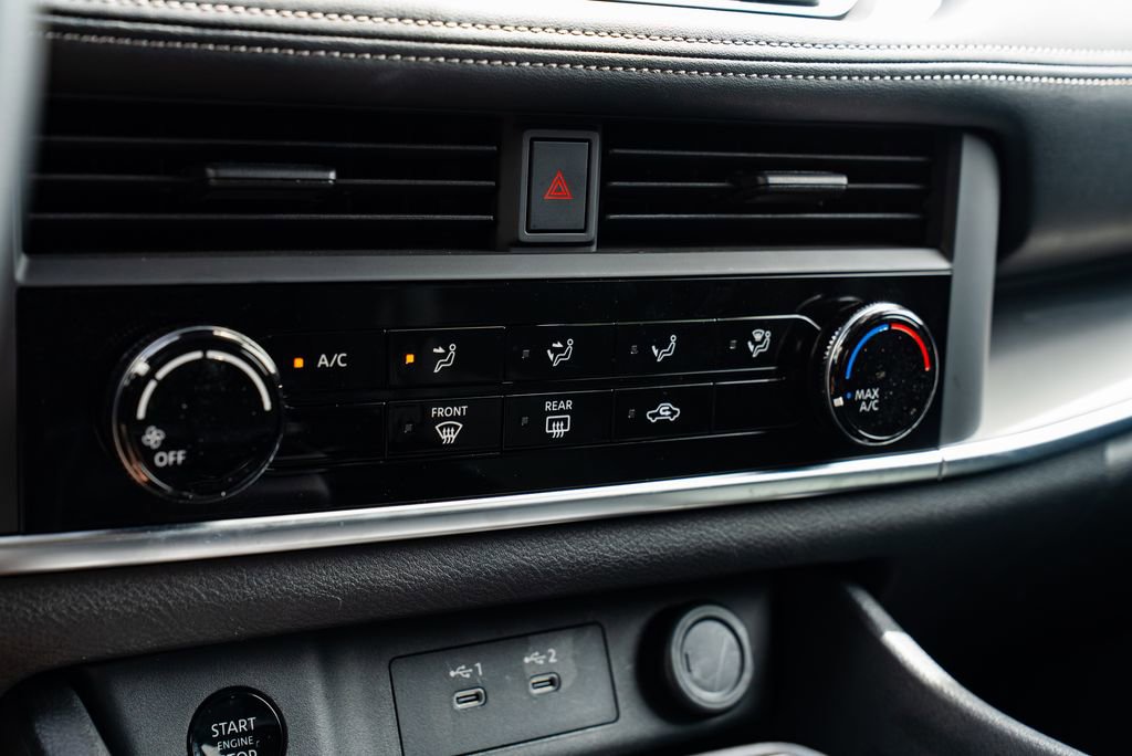 Certified 2025 Nissan Rogue S image 18