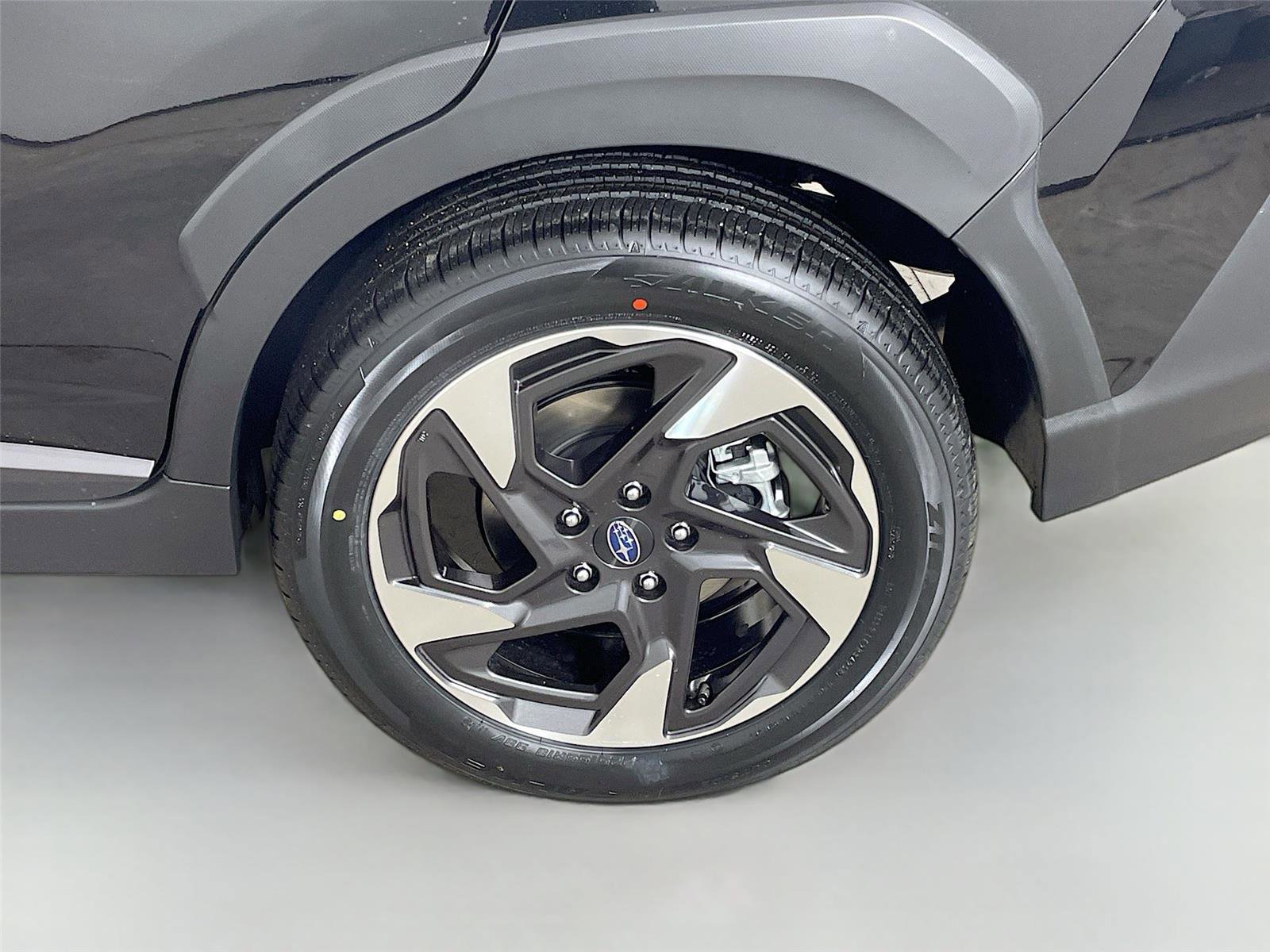 New 2026 Subaru Crosstrek 2.5i Limited w/ Crosstrek Mirror Package image 30