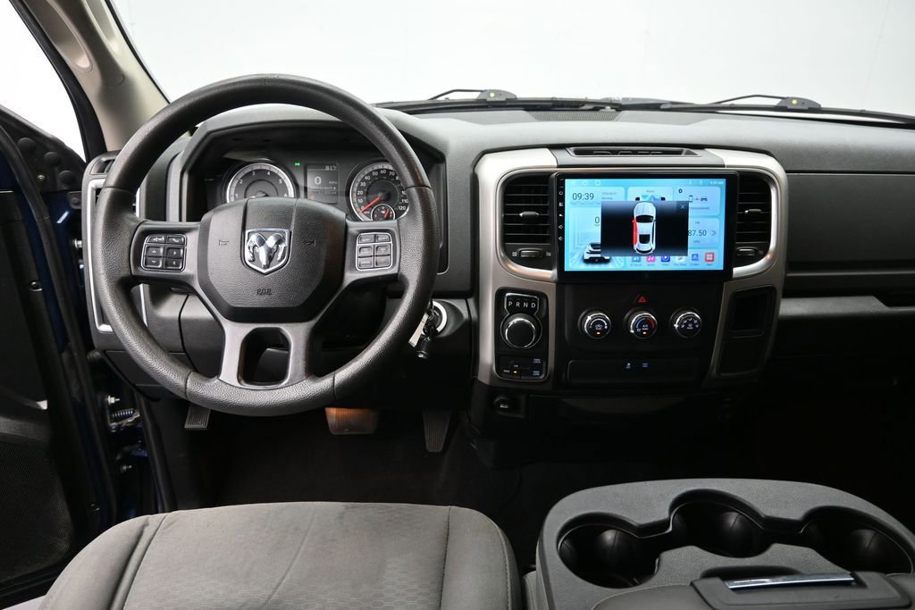 Used 2019 RAM 1500 Classic SLT AWD/4WD image 15