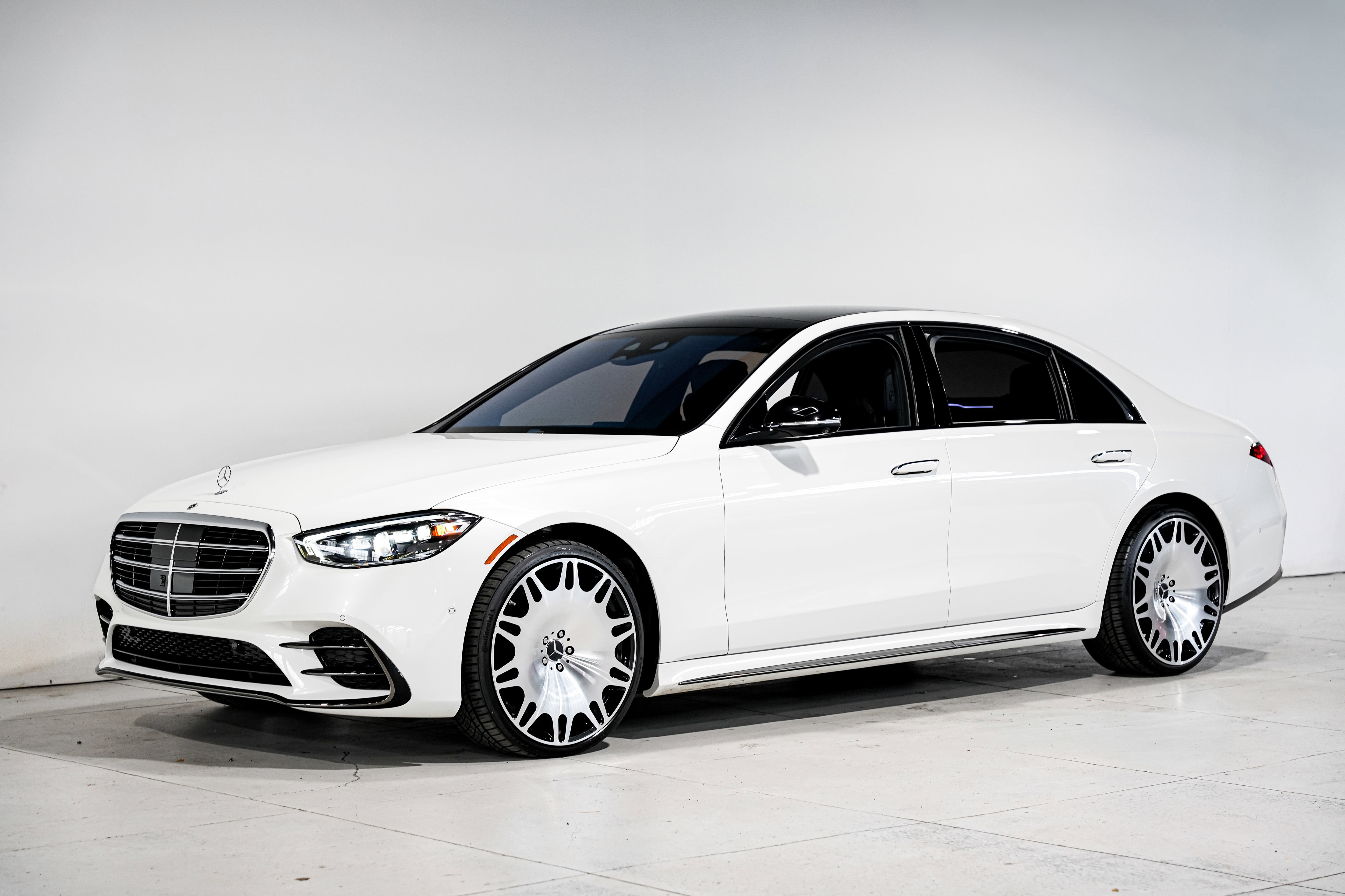 Used 2023 Mercedes-Benz S 580 4MATIC Sedan image 7
