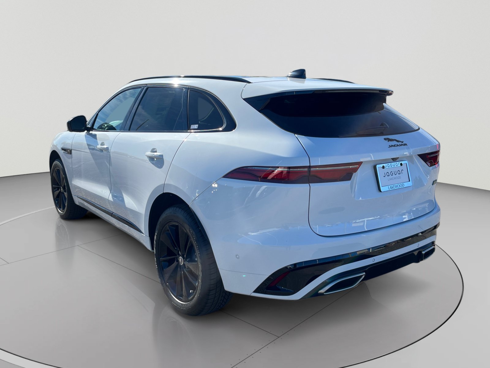 New 2026 Jaguar F-PACE R-Dynamic S AWD/4WD image 3