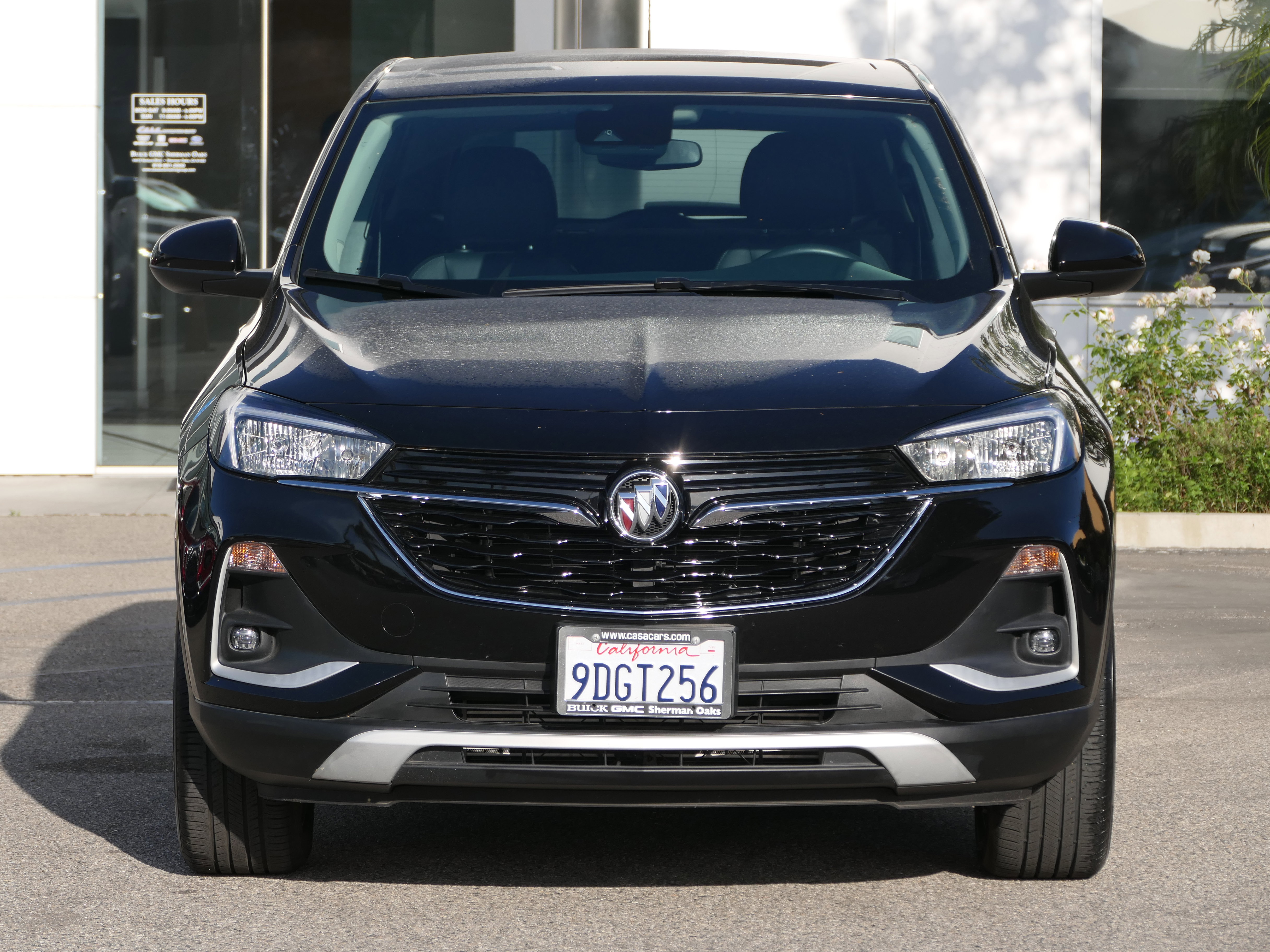 Used 2023 Buick Encore GX Preferred w/ Cold Weather Comfort Package FWD image 8