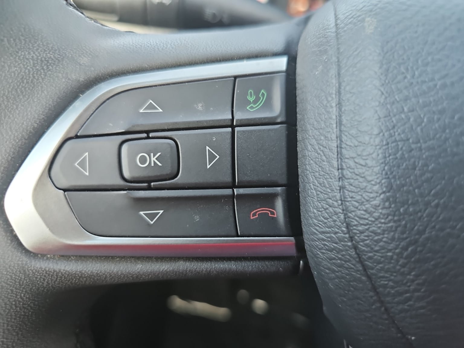 Used 2025 Jeep Compass Limited AWD/4WD image 23