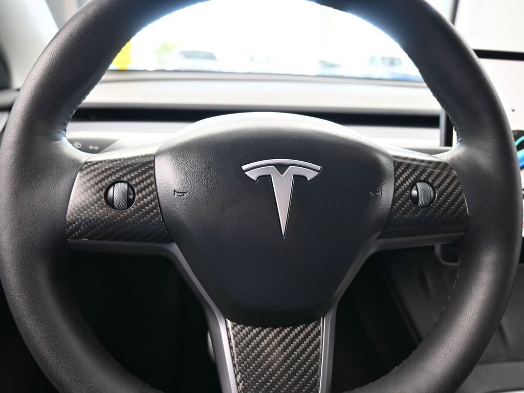 Used 2022 Tesla Model Y Performance image 24