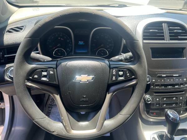 Used 2015 Chevrolet Malibu LS w/ Protection Package FWD image 12