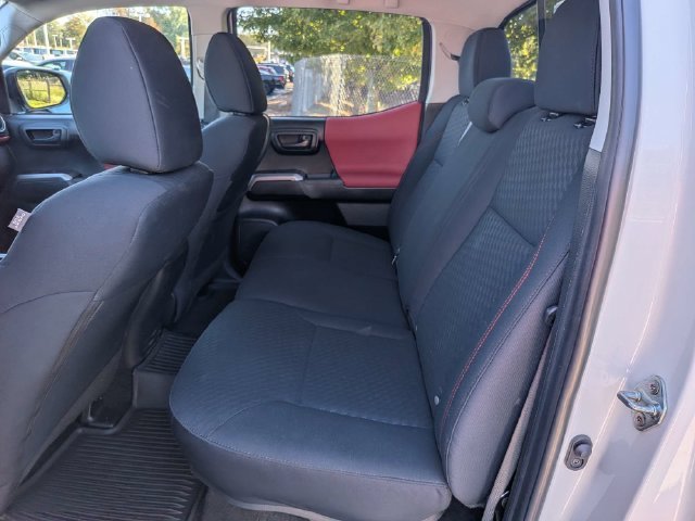 Certified 2023 Toyota Tacoma SR5 w/ Technology Package AWD/4WD image 17