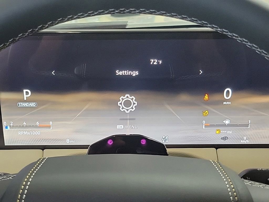 New 2025 Nissan Armada Platinum Reserve image 37