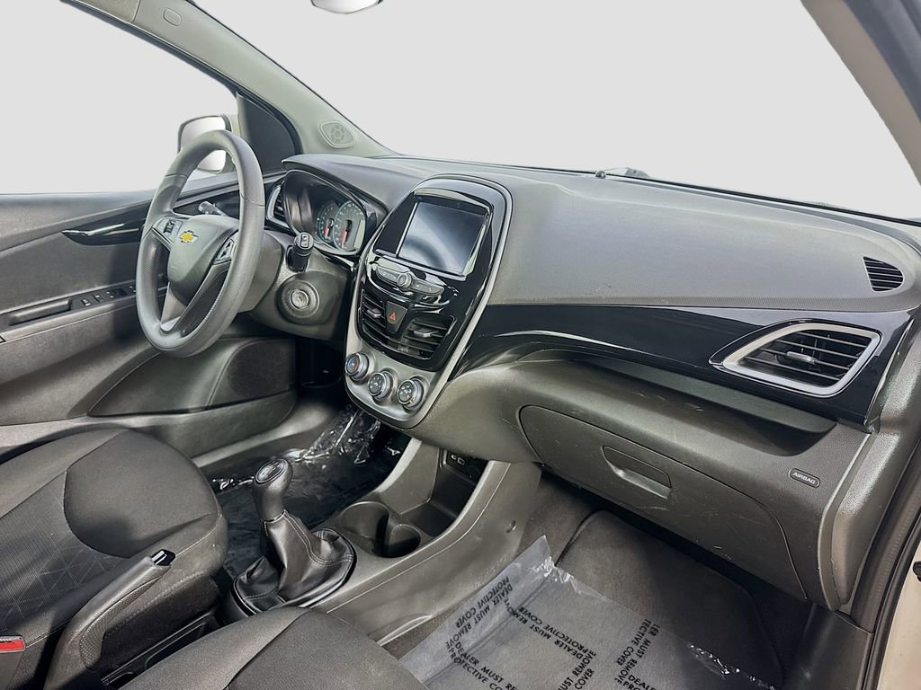 Used 2019 Chevrolet Spark LT image 32