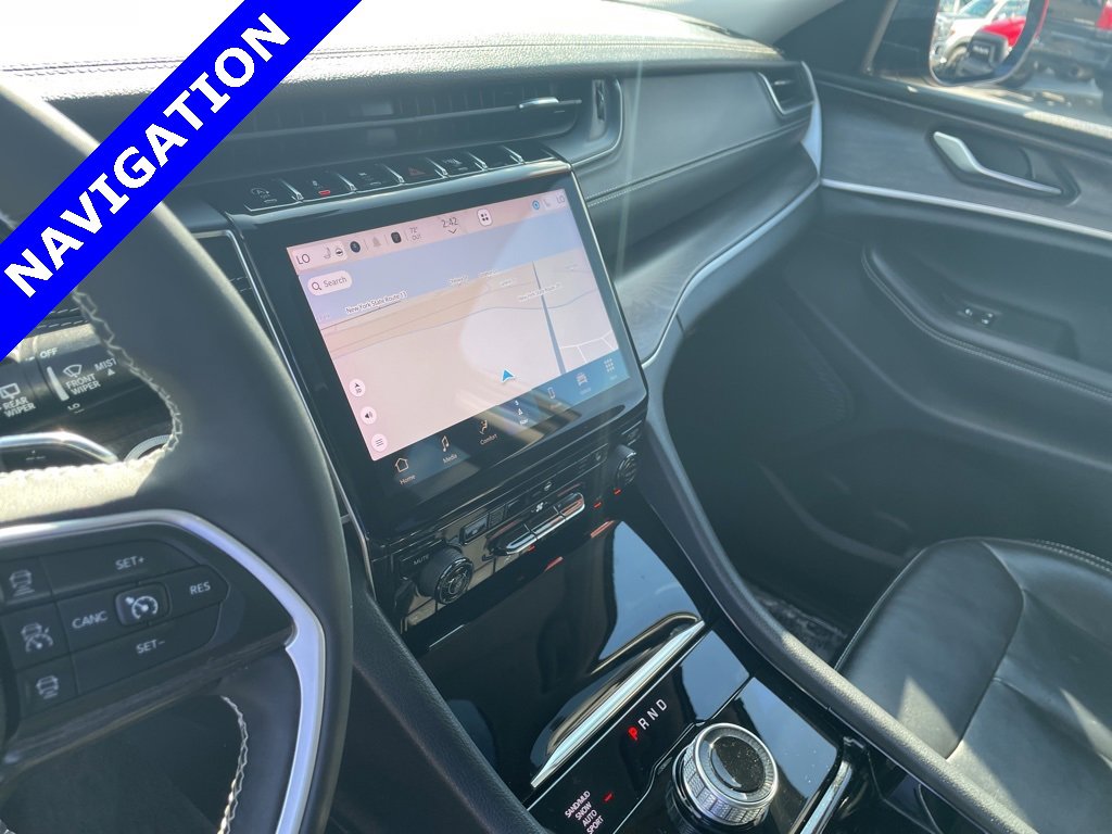 Used 2023 Jeep Grand Cherokee Limited image 5