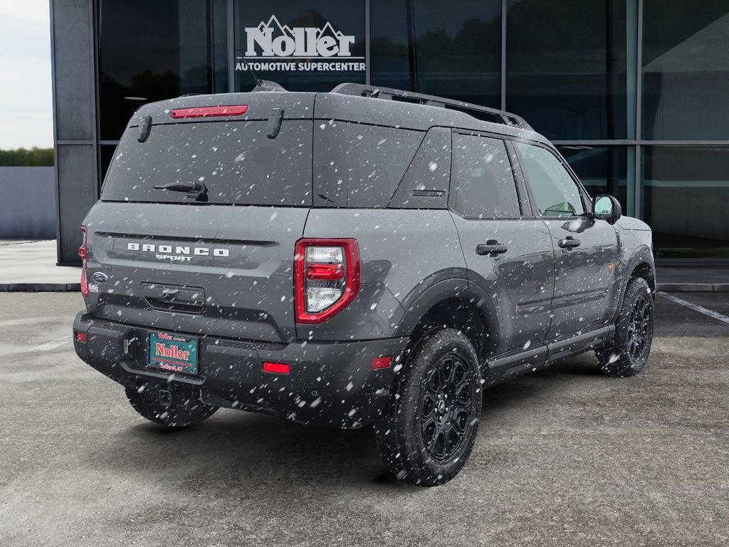 Used 2025 Ford Bronco Sport Badlands image 2