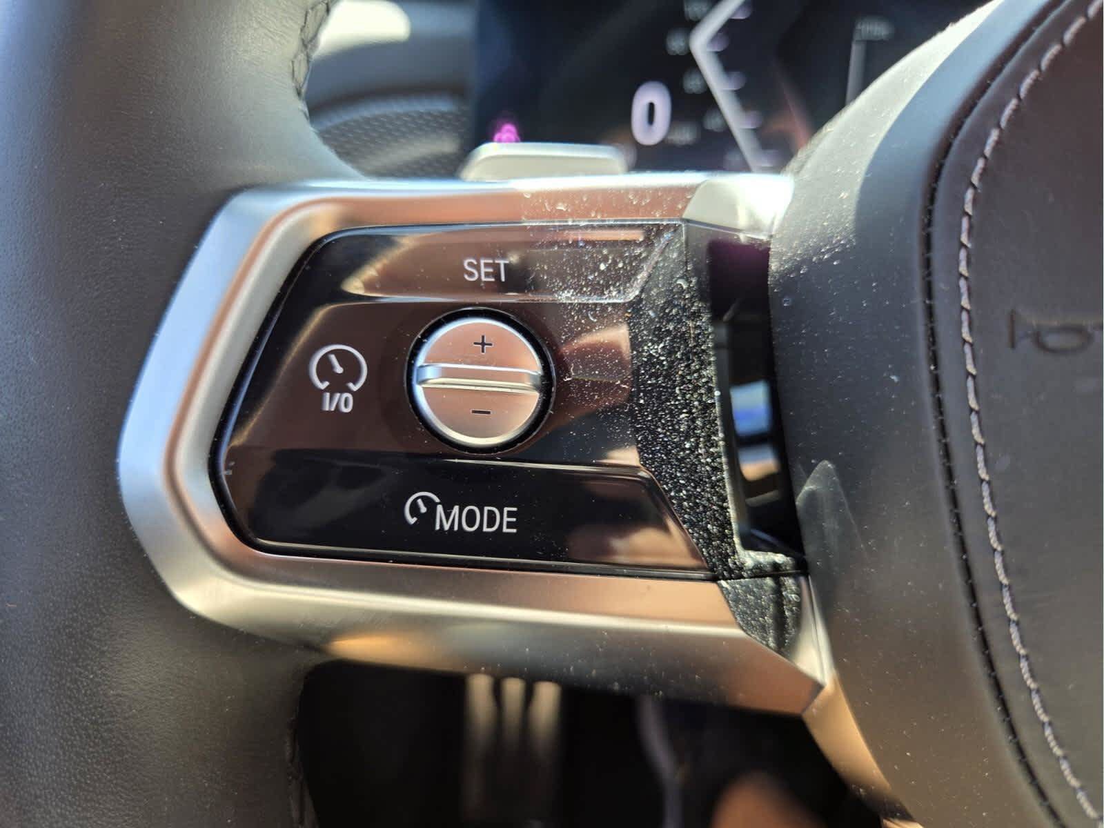 Certified 2023 BMW i7 xDrive60 AWD/4WD image 30