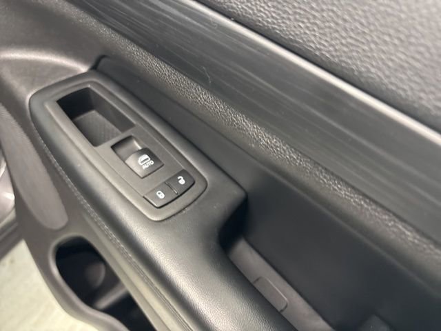 Used 2020 Jeep Grand Cherokee Altitude image 25