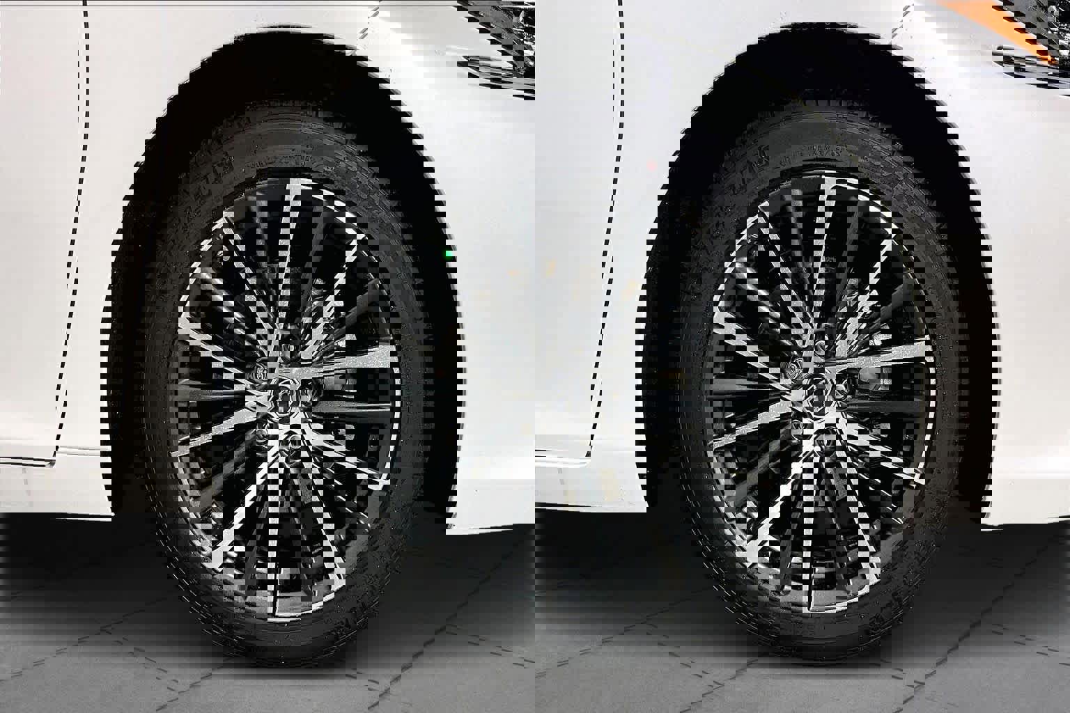 New 2025 Lexus ES 300h w/ Premium Package image 9