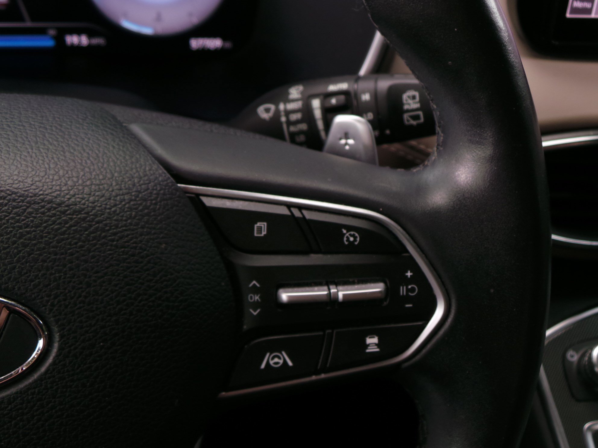 Used 2022 Hyundai Santa Fe Limited FWD image 31