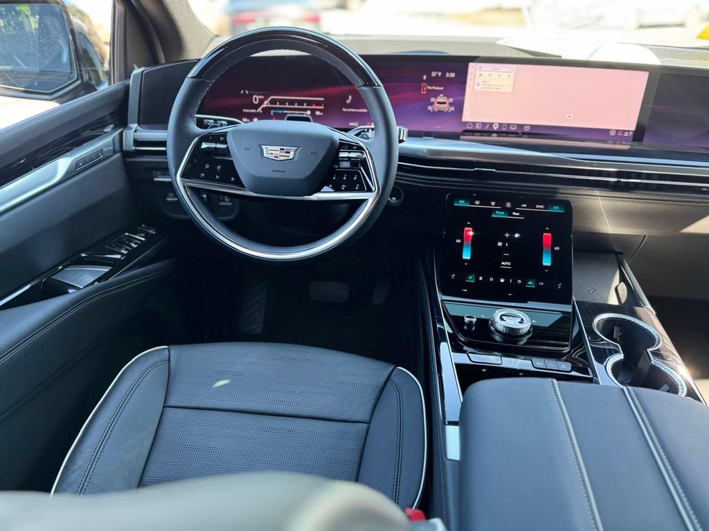 Used 2026 Cadillac Escalade Sport w/ Touring Package AWD/4WD image 21