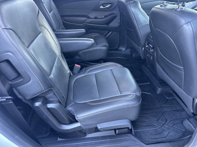 Used 2020 Chevrolet Traverse Premier w/ Redline Edition image 19