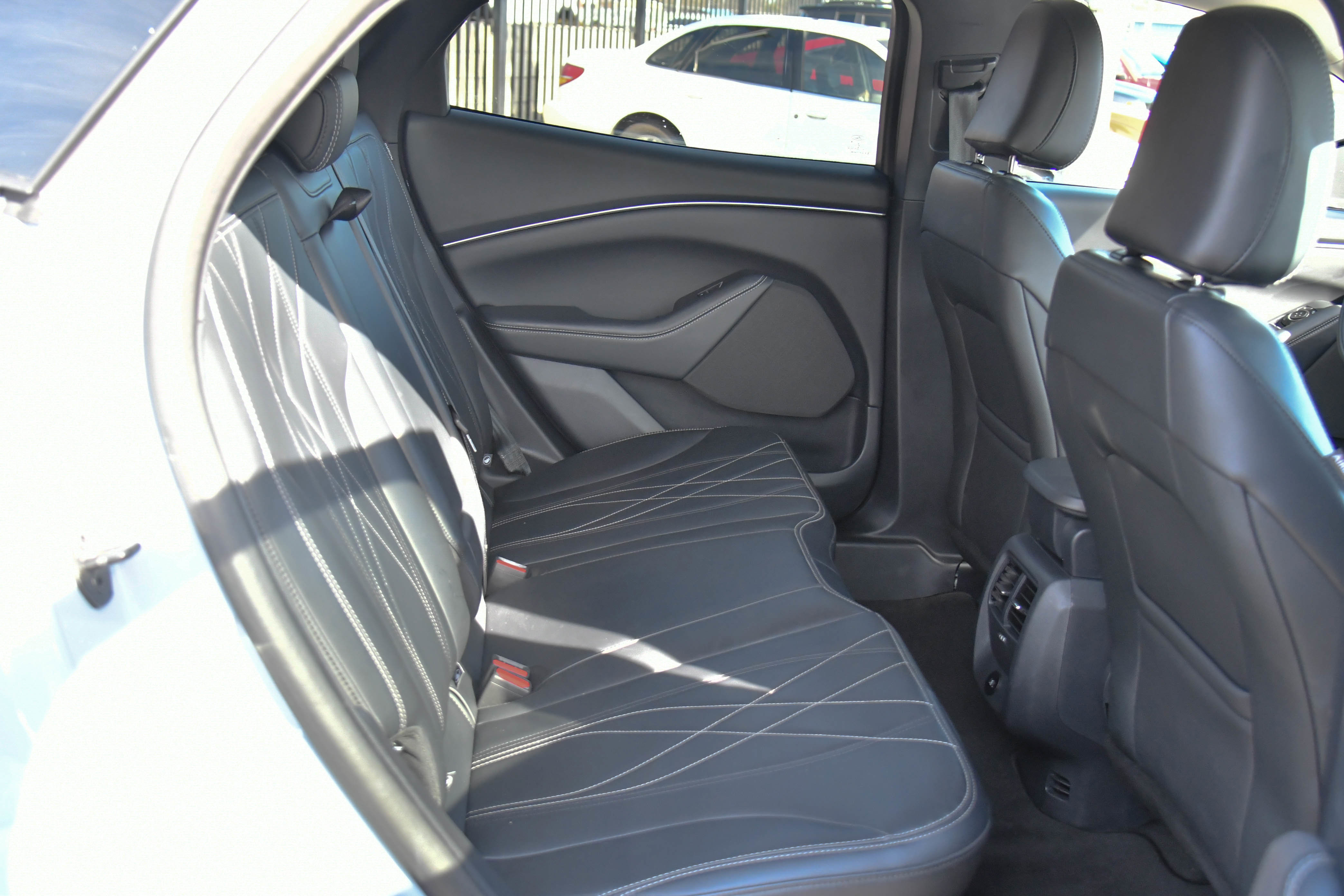 Used 2024 Ford Mustang Mach-E Select w/ Comfort Package Lite image 41