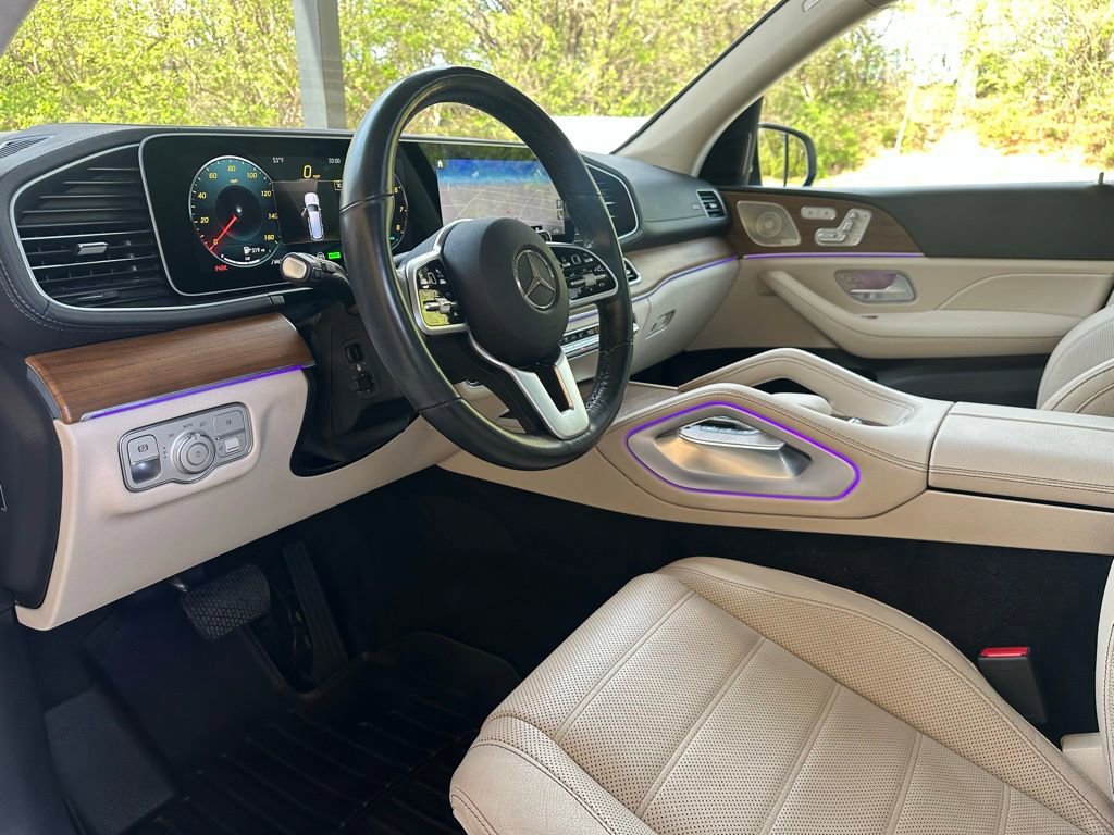 Used 2022 Mercedes-Benz GLS 450 4MATIC image 10