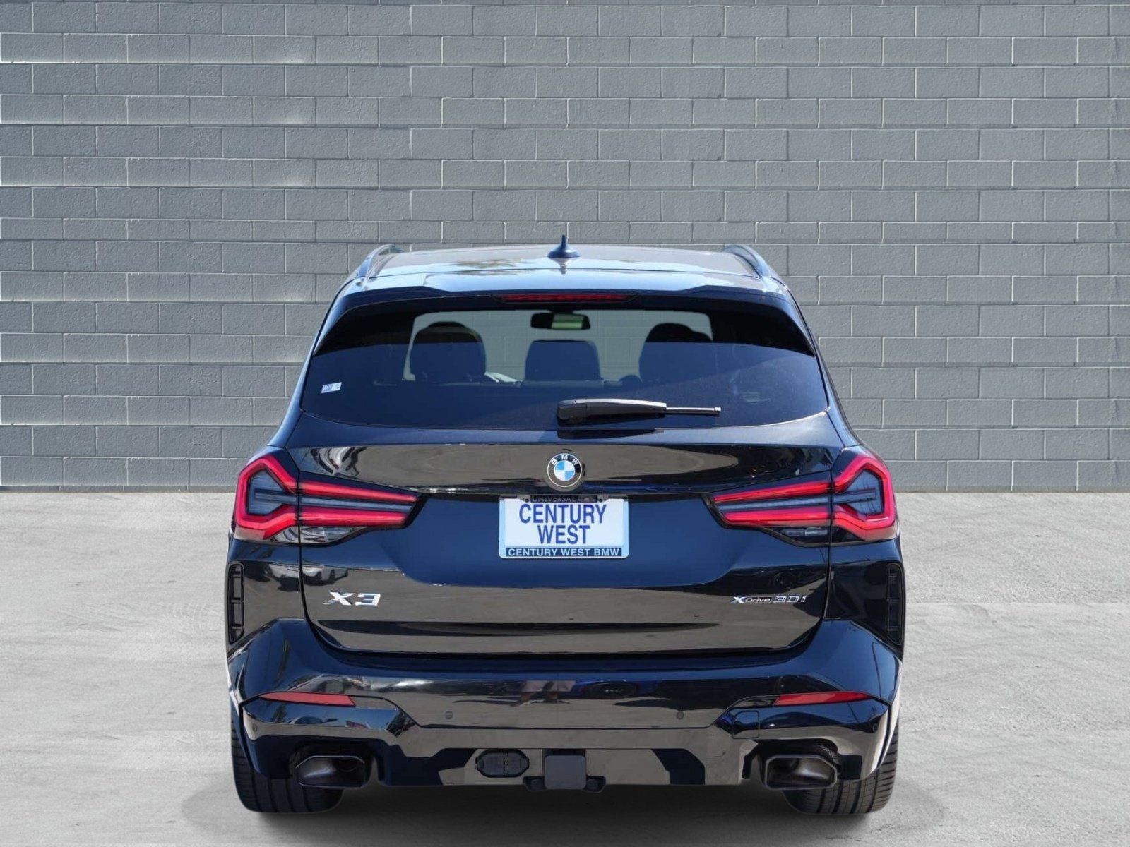 Used 2023 BMW X3 xDrive30i w/ M Sport Package AWD/4WD image 4