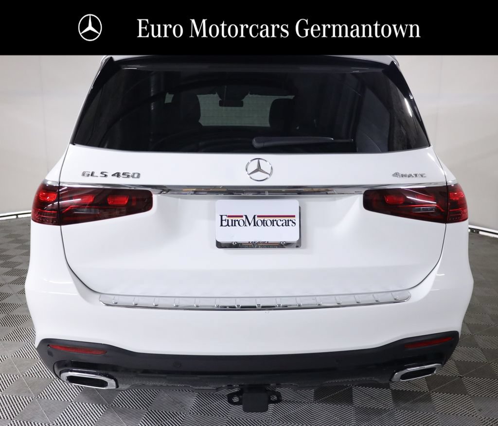 Used 2025 Mercedes-Benz GLS 450 4MATIC w/ AMG Line Exterior image 5